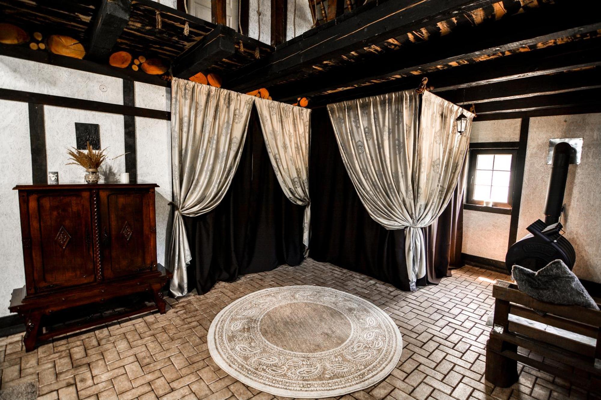 Camere De Inchiriat Pasi Liberi Tău Bistra Exterior foto