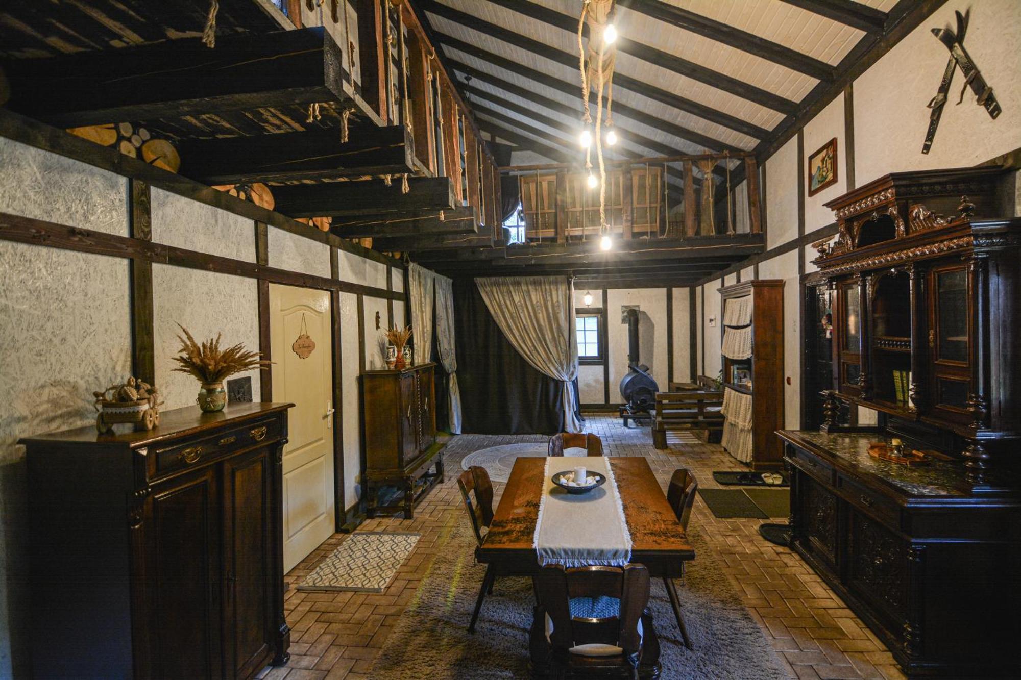 Camere De Inchiriat Pasi Liberi Tău Bistra Exterior foto